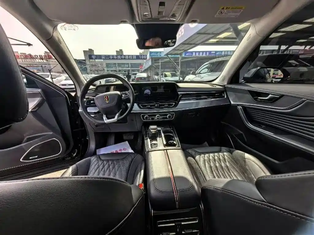 Hongqi HS5 2023 2.0T 4WD Flag Leader Pro фото 9