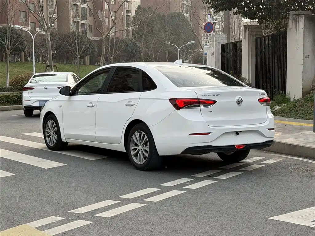Buick Excelle 2019 18T Auto Connected Elite China VI фото 23