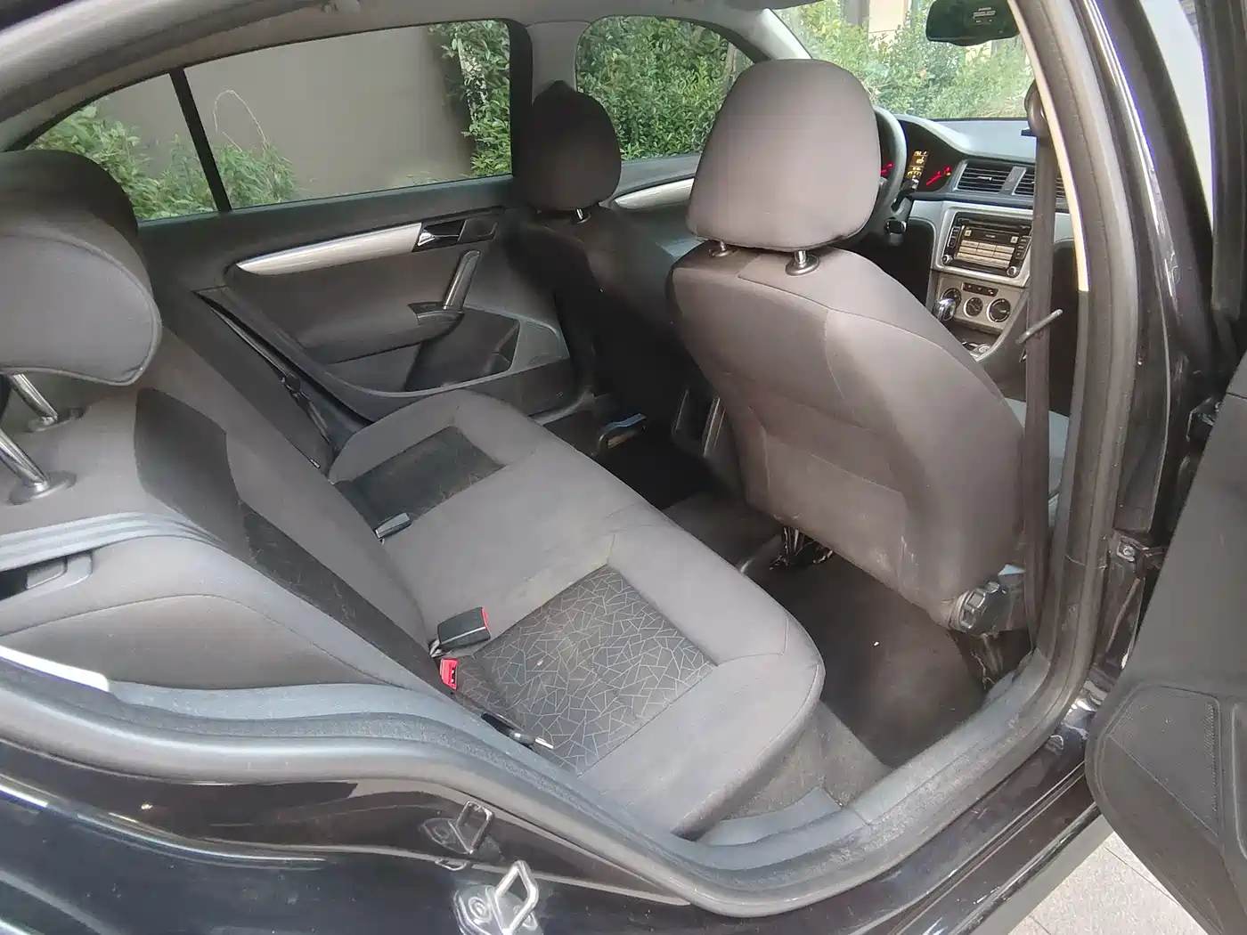 Volkswagen Lavida 2015 1.6L Automatic Trend Edition фото 9