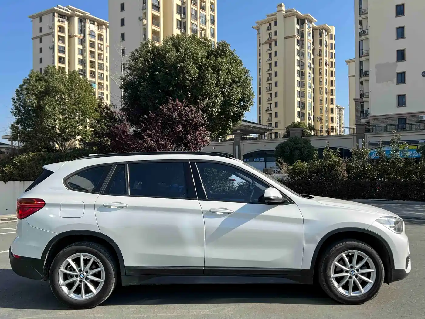 BMW X1