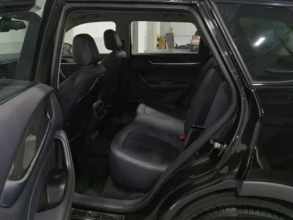 Zhonghua V7 2019 2019 Sport 300T Automatic Luxury