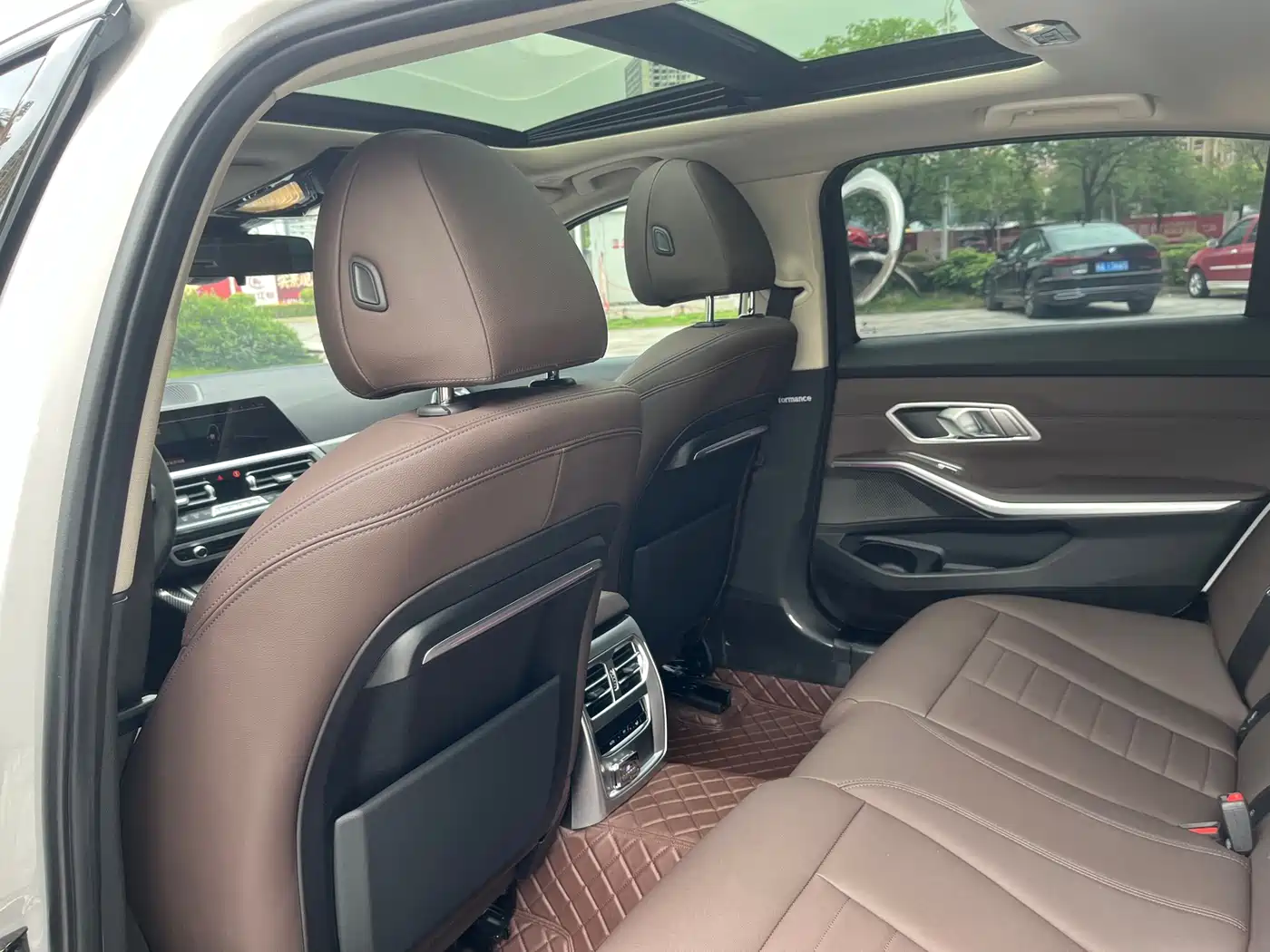 BMW 3 Series 2021 Facelift 325Li M Sport Package фото 12