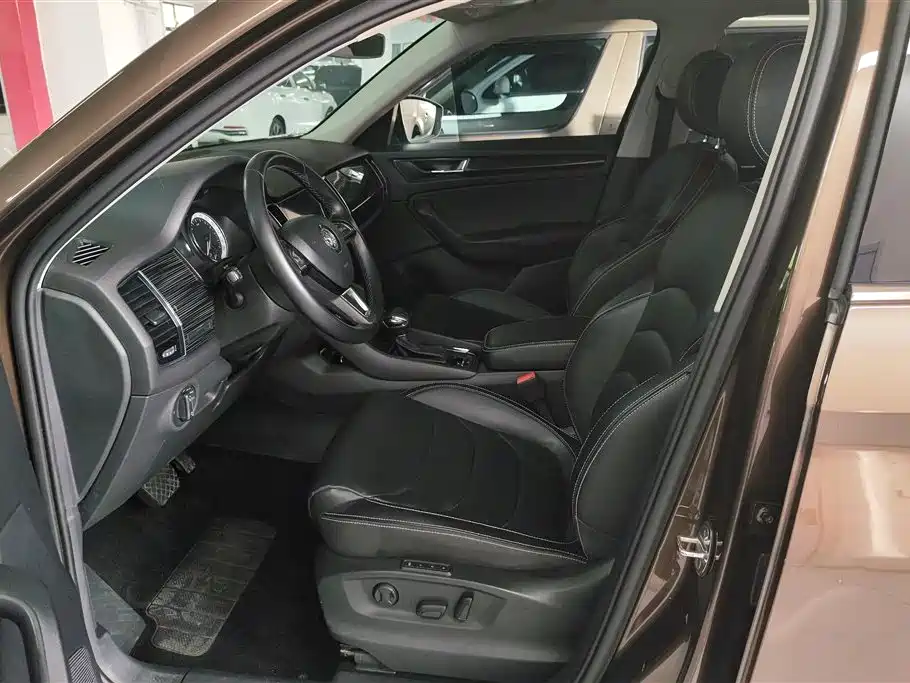 Škoda Kodiaq 2018 Facelift TSI330 7-seat 2WD Premium Luxury Edition фото 9