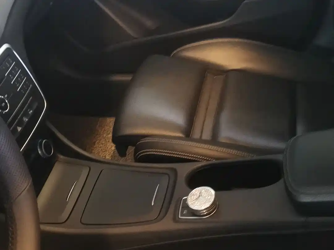 Mercedes-Benz GLA 2016 GLA 200 Dynamic фото 14