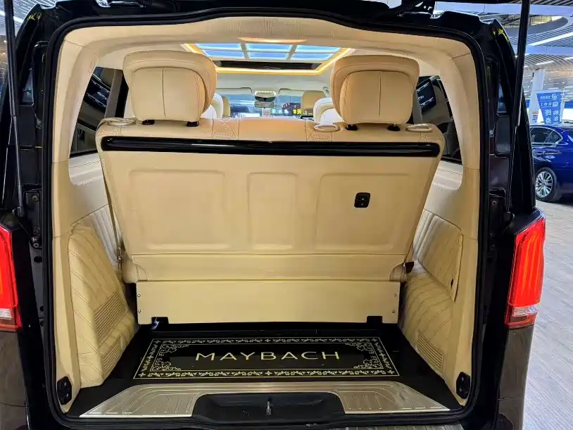 Mercedes-Benz Vito 2018 2.0T Business Edition China VI фото 18