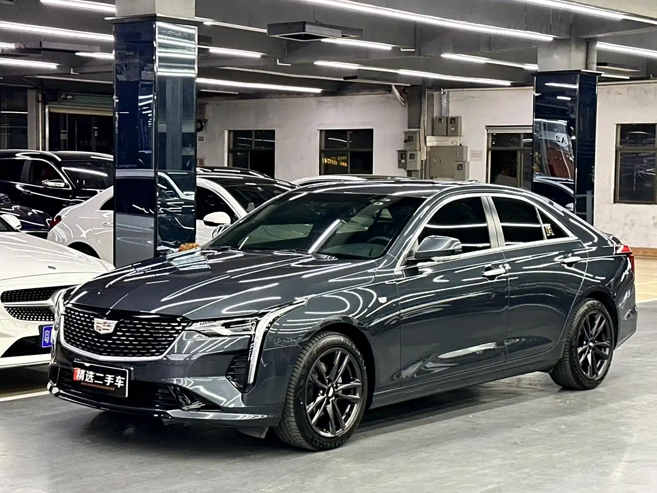 Cadillac CT4 2022 28T Luxury Model