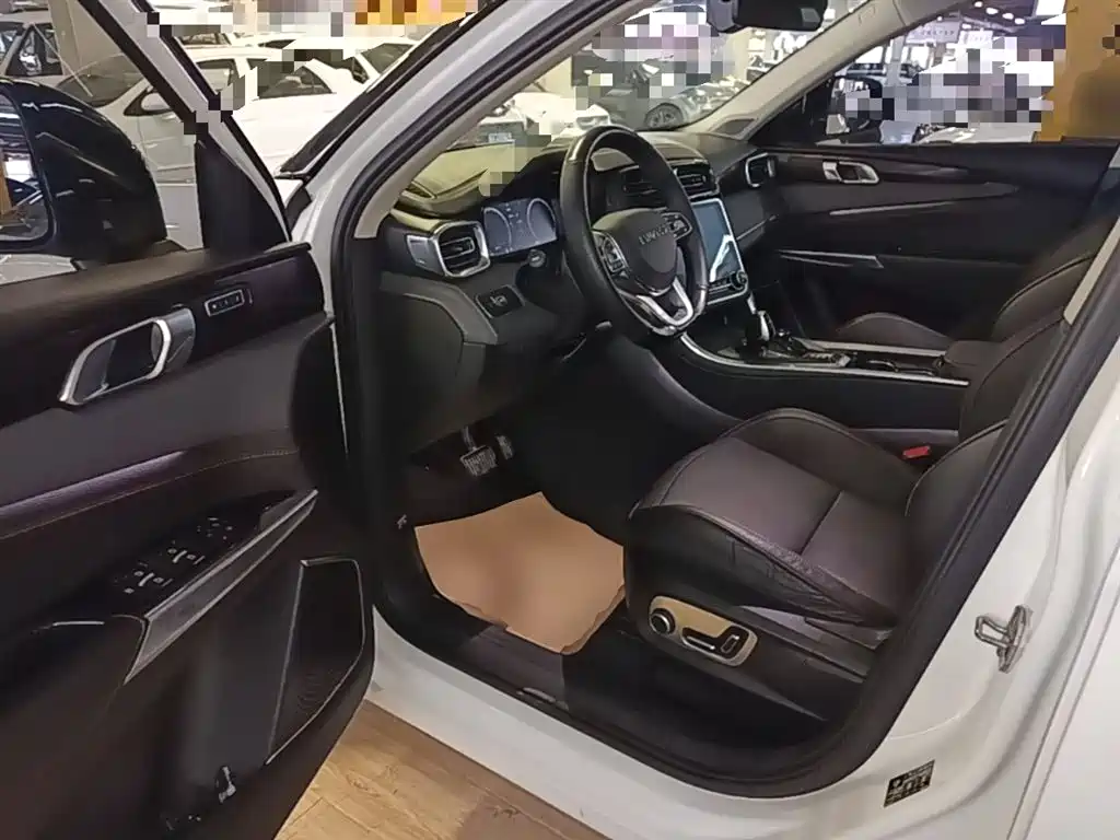 Lynk & Co 01 2017 2.0T AWD Pro фото 16