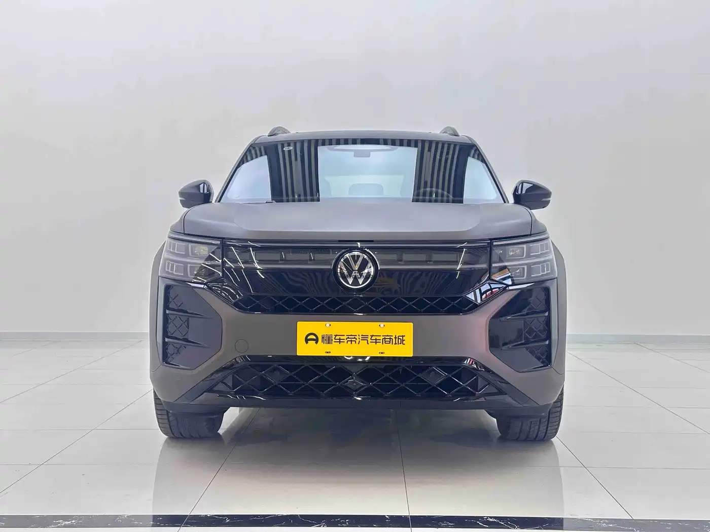 Volkswagen Teramont 2025 Teramont Pro 450TSI 4WD Summit Edition фото 2
