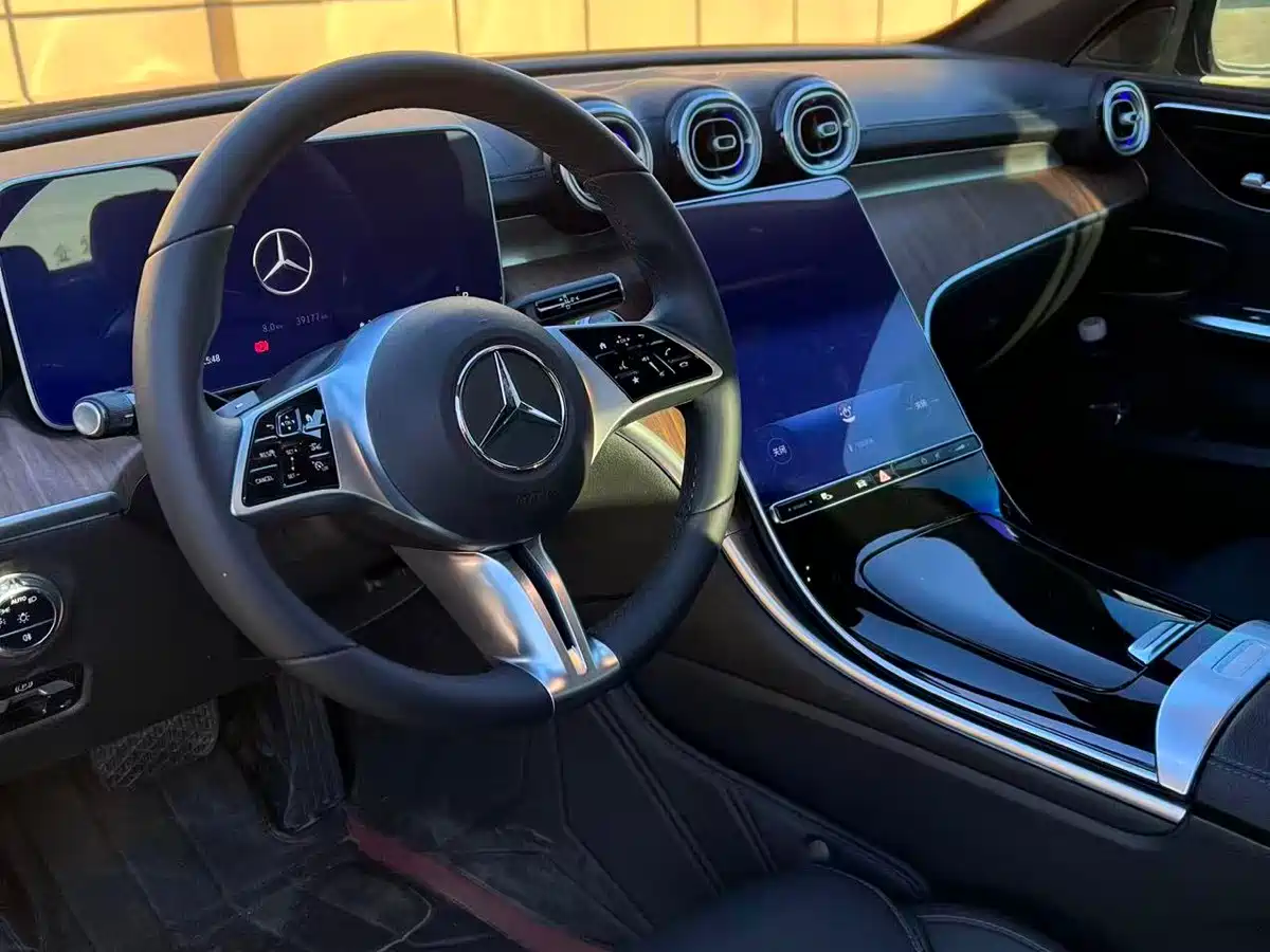 Mercedes-Benz C-Class 2024 C 260 L фото 4