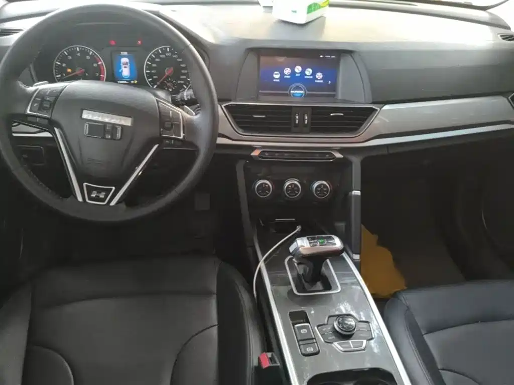 Фото 14 - Haval H6
