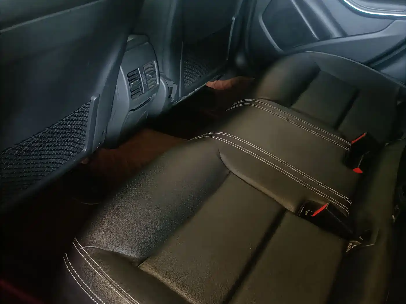 Mercedes-Benz GLA 2017 GLA 200 Dynamic фото 11