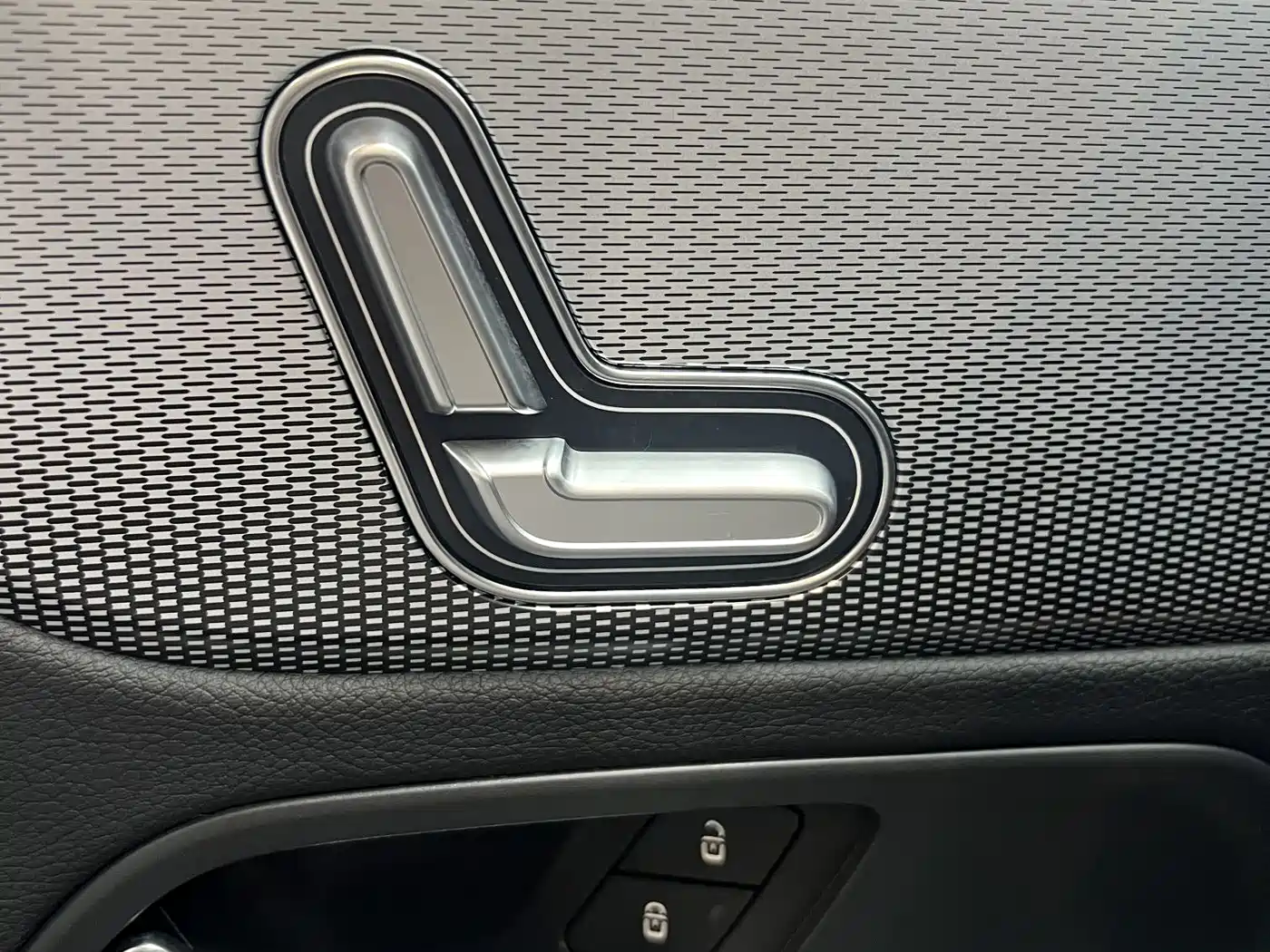 Mercedes-Benz GLB 2020 GLB 180 Style фото 7