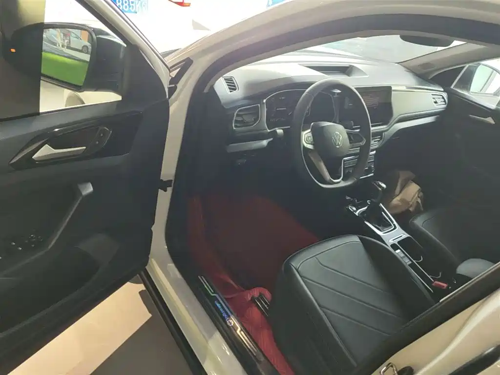 Volkswagen Tharu 2025 New Edge 300TSI Enjoyment Edition фото 16