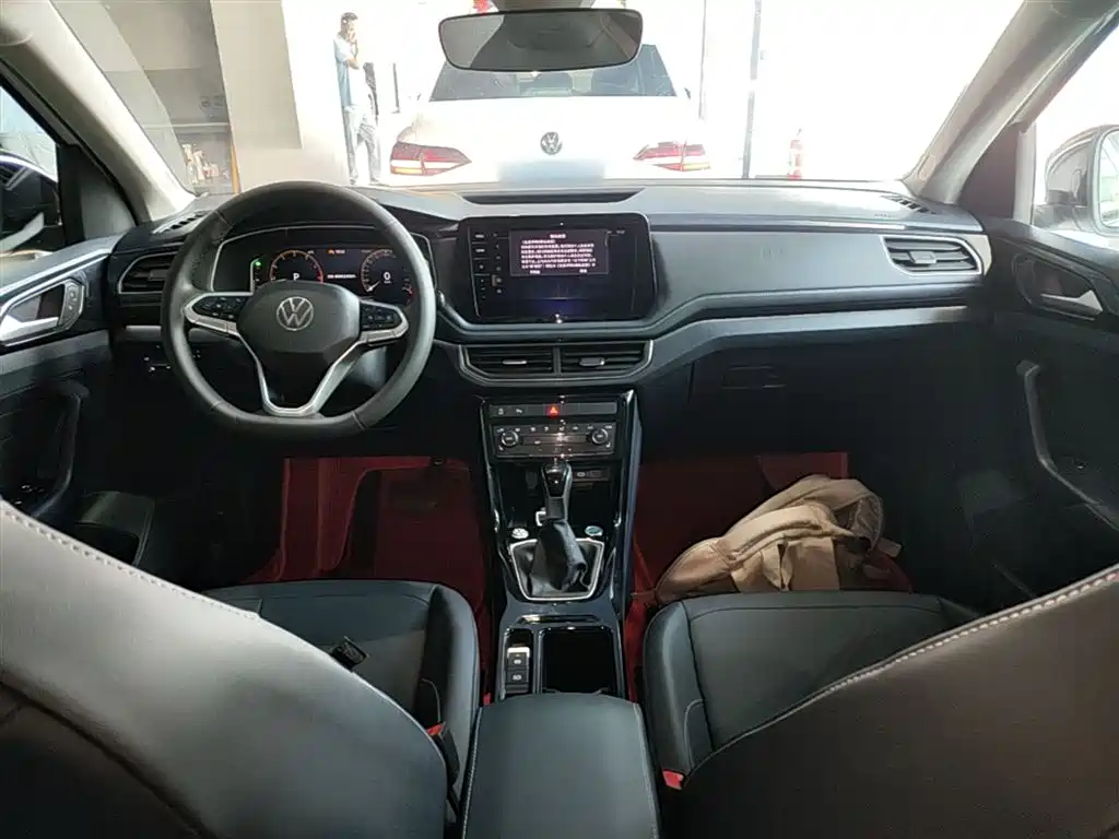 Volkswagen Tharu 2025 New Edge 300TSI Enjoyment Edition фото 10