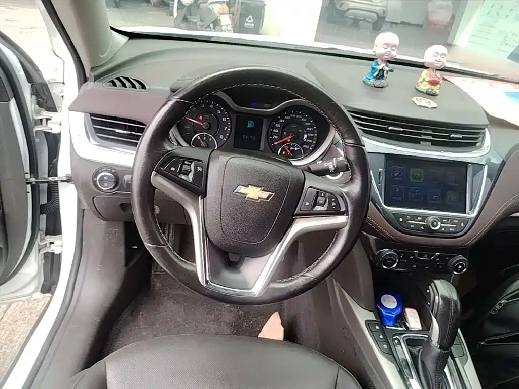 Chevrolet Malibu 2017 1.5T Automatic Luxury Edition фото 11