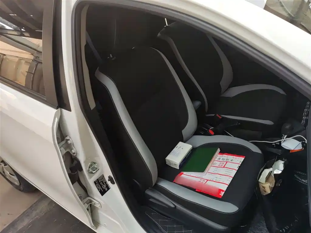 Toyota YARiS L Zhi Xuan 2021 1.5L CVT Leading Edition фото 25
