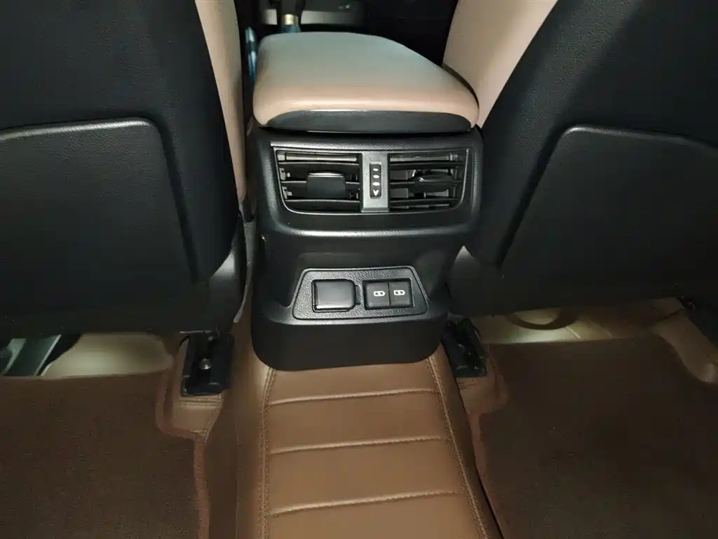 Lexus ES 2022 200 Excellence Edition фото 15
