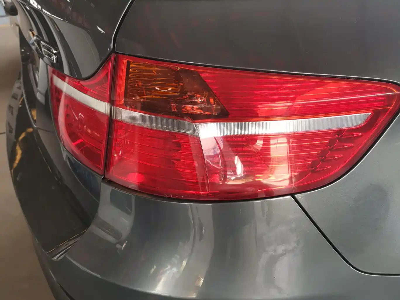 BMW X6 2011 xDrive35i фото 14