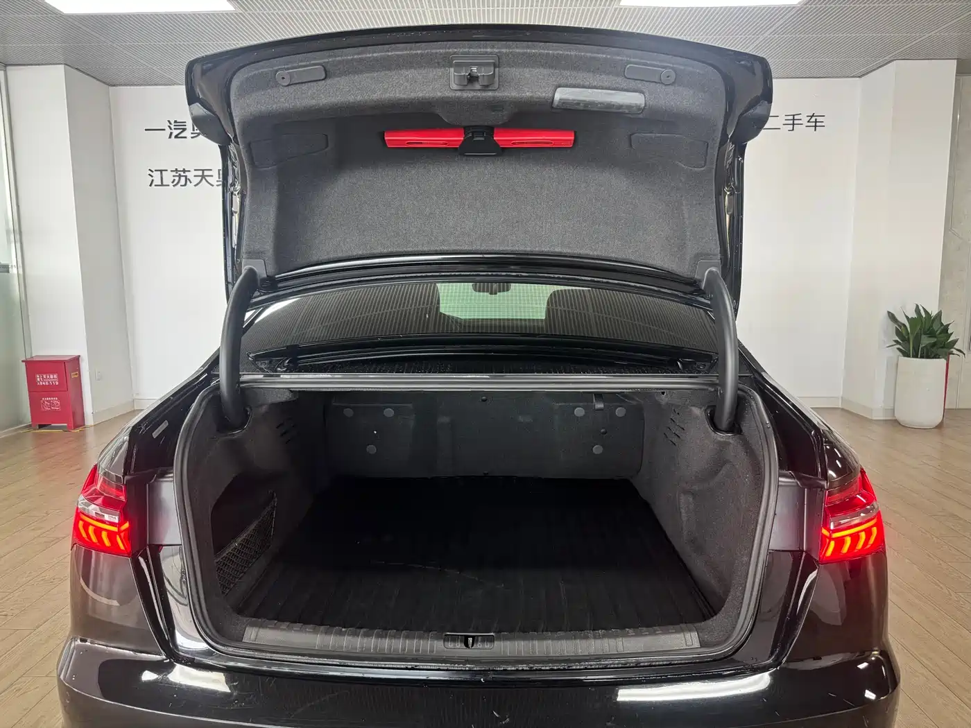 Audi A6L 2020 45 TFSI quattro Exclusive Elegance фото 6