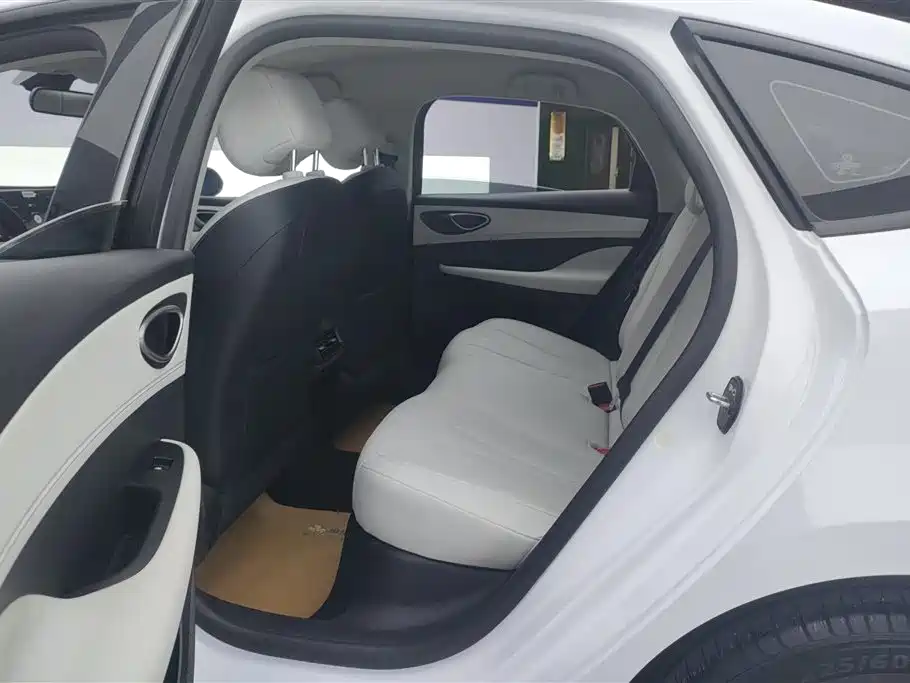 BYD Hai Bao 05 DM-i 2025 DM-i Smart Drive Edition 55KM Luxury фото 11