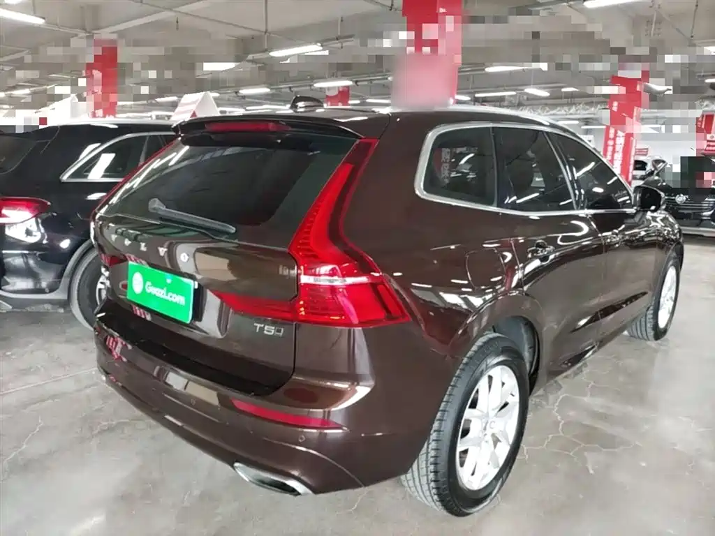 Фото 7 - Volvo XC60