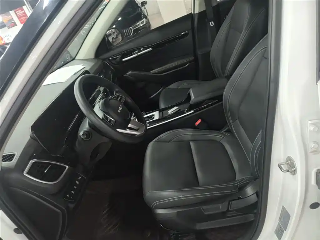 Kia Seltos 2023 1.5L CVT Comfort Edition фото 15