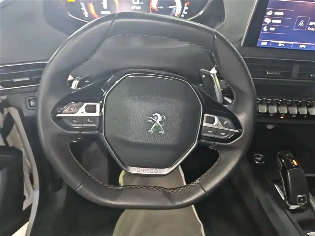 Peugeot 5008 2017 350THP 7-seat Elite Edition фото 11