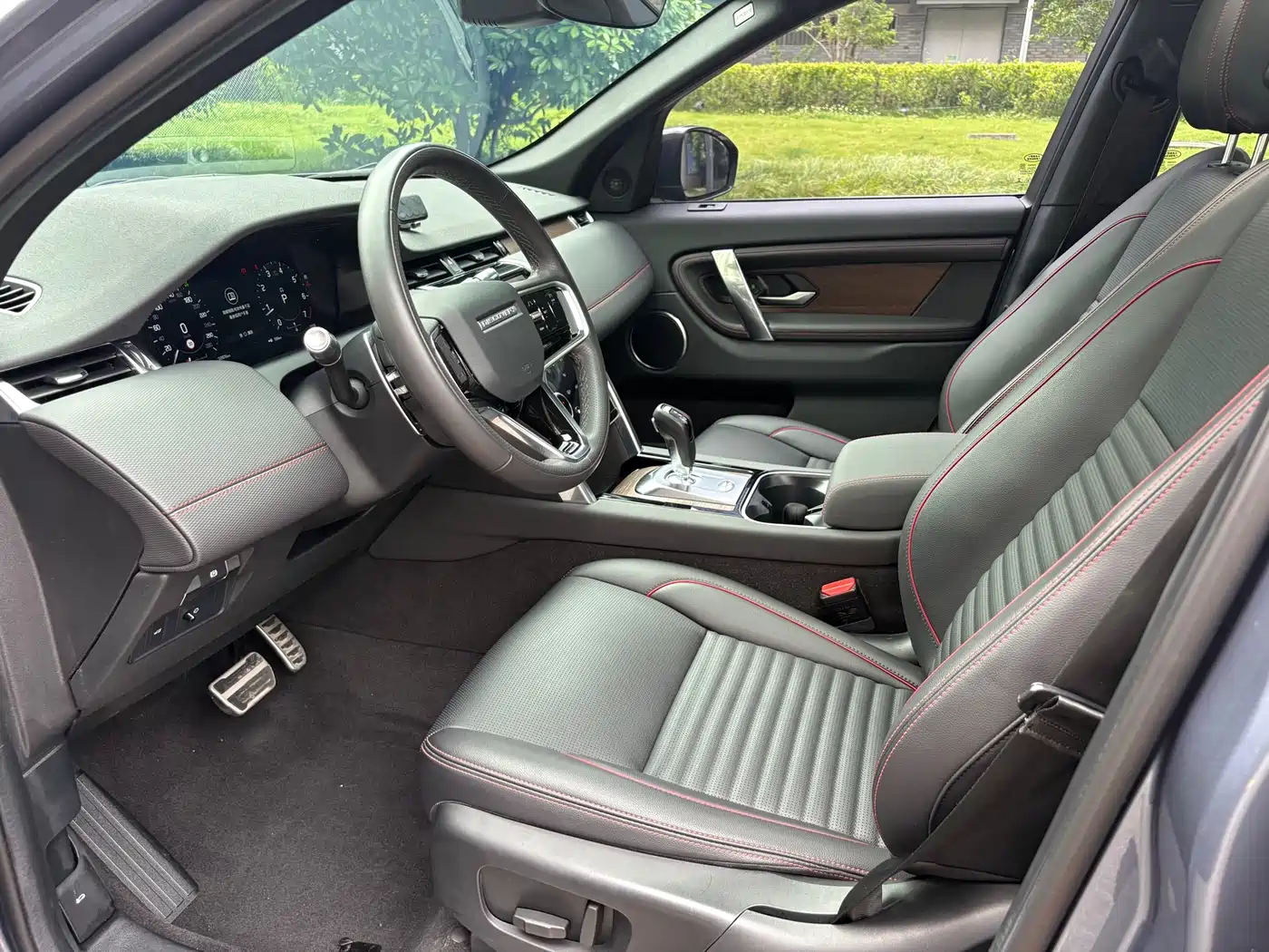 Land Rover Discovery Sport 2023 249PS R-Dynamic S Performance Version фото 10