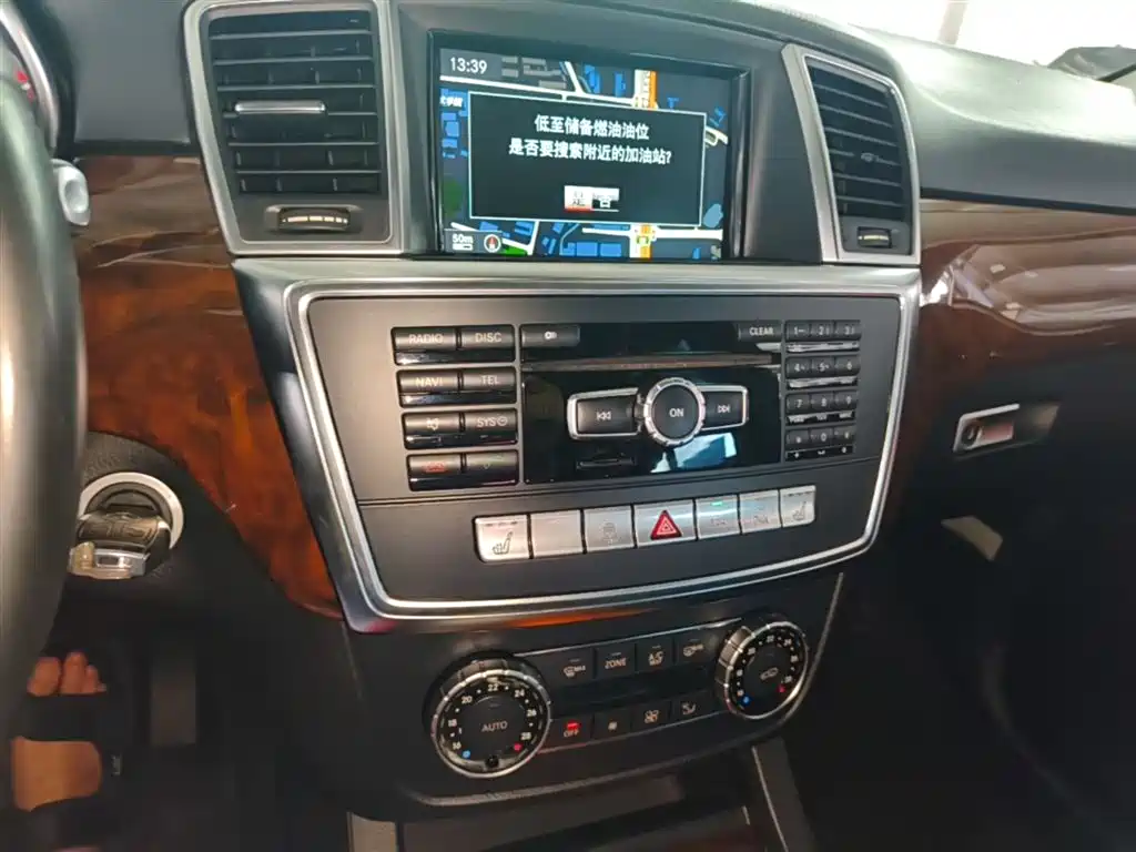Mercedes-Benz M-Class 2014 ML 400 4MATIC Dynamic фото 13