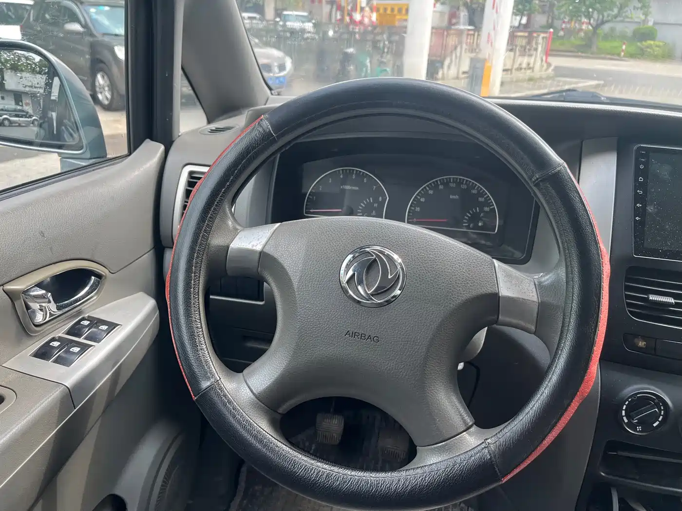 Dongfeng ZNA Shuaike 2013 2011 1.6L Manual Comfort 7-seater