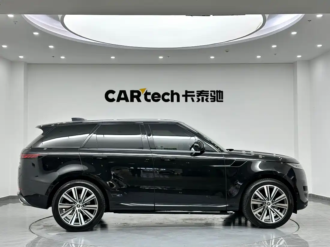 Land Rover Range Rover Sport 2023 360PS S фото 4