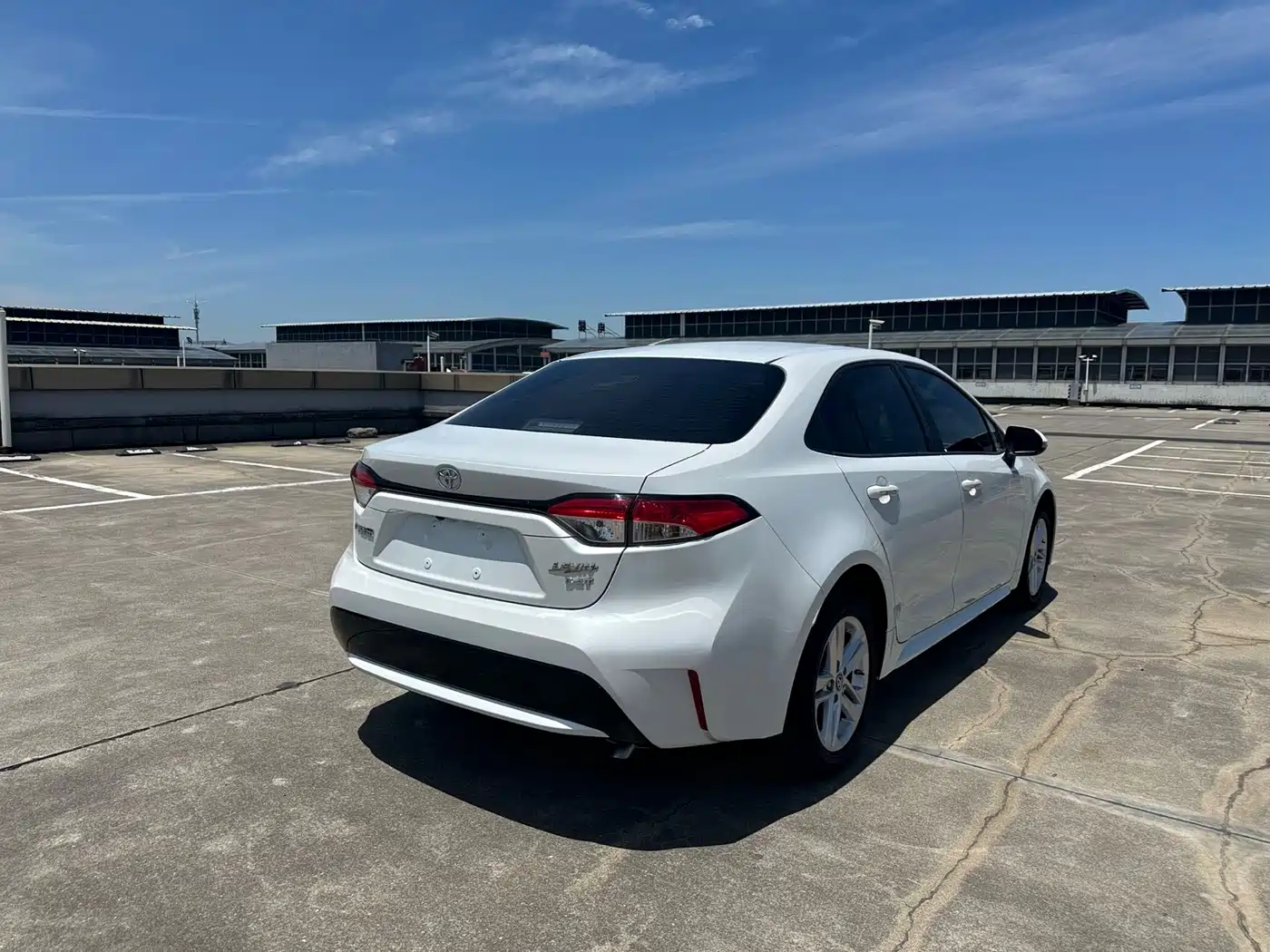 Toyota Levin 2022 185T CVT Luxury Edition фото 21