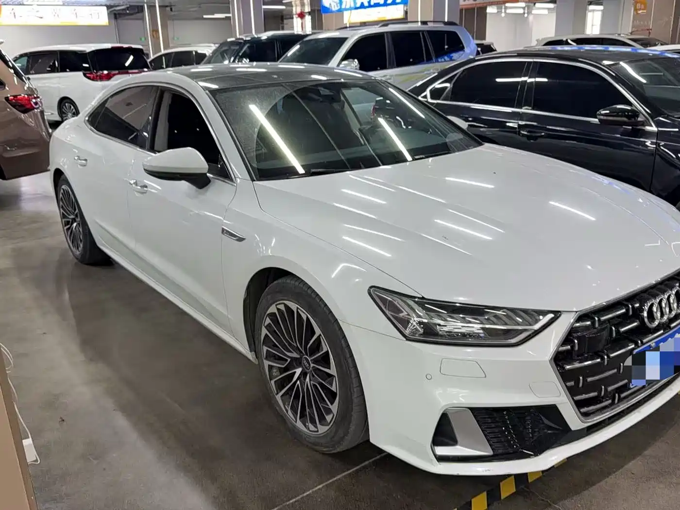 Audi A7L 2022 45 TFSI S-line Dream Builder Edition