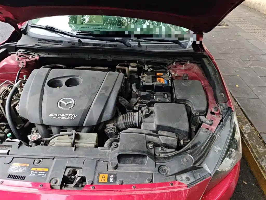 Mazda Mazda3 Axela 2014 2014 Sedan 2.0L Automatic Flagship
