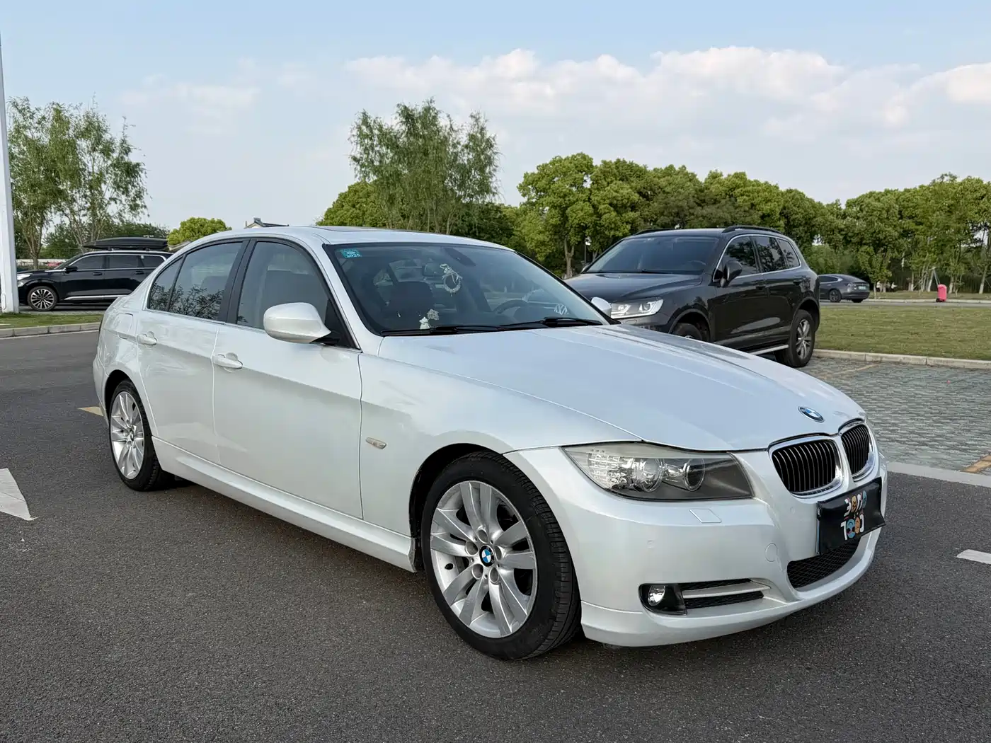 BMW 3 Series (Import) 2010 320i Luxury фото 11