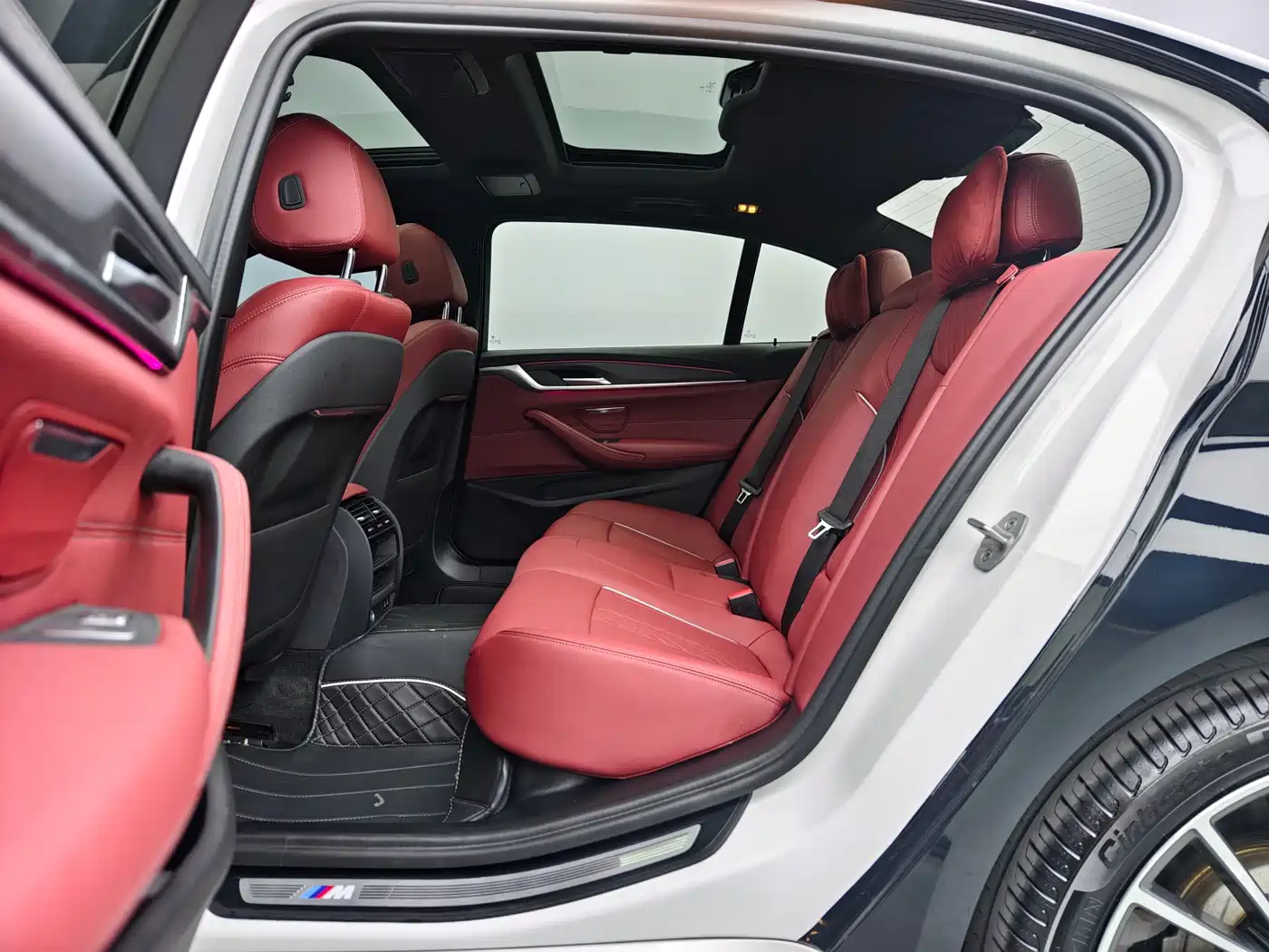 BMW 5 Series 2021 Facelift 530Li Leading M Sport Package фото 16