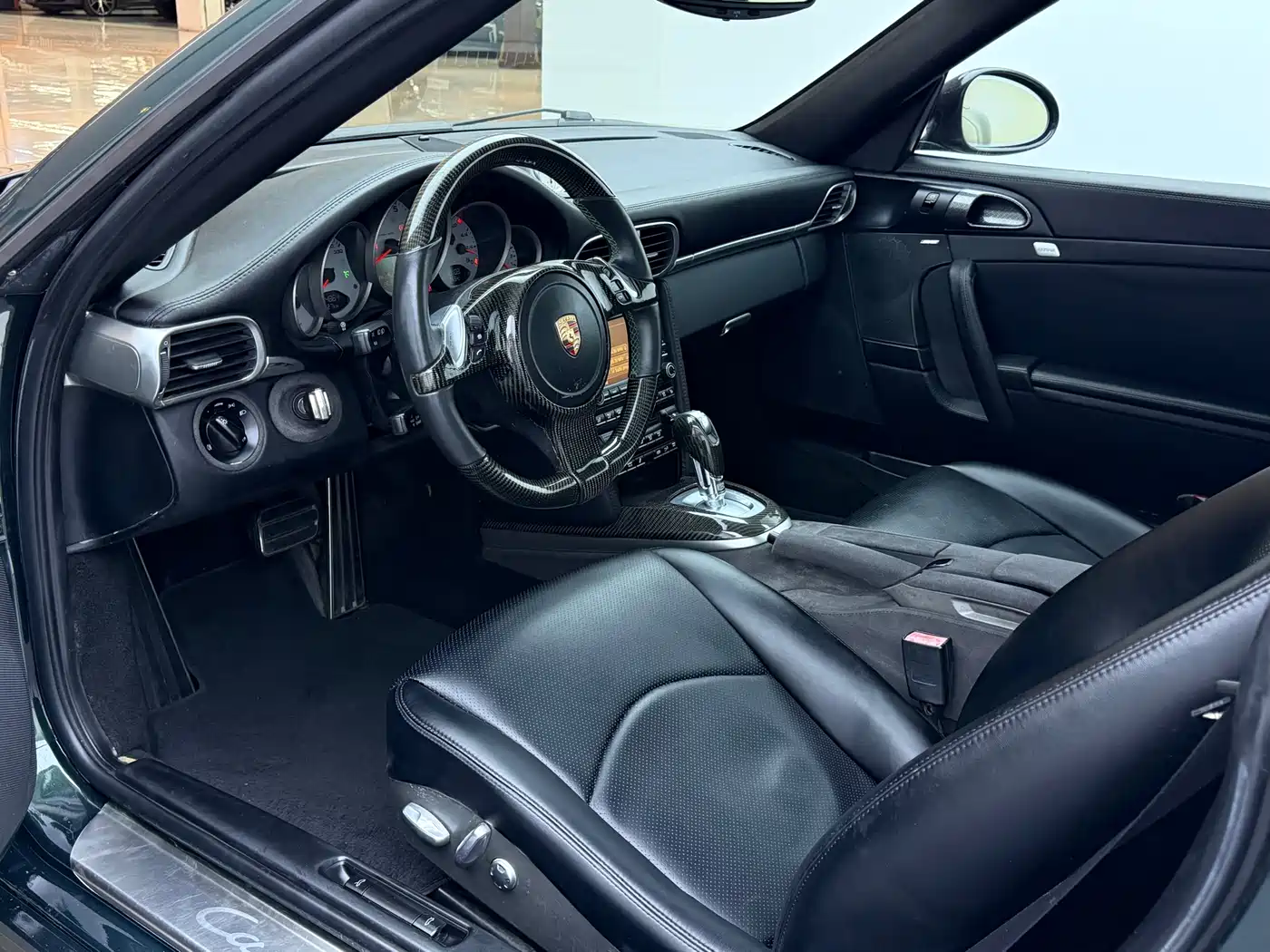 Porsche 911 2010 Carrera 4S Cabriolet 3.8L фото 5