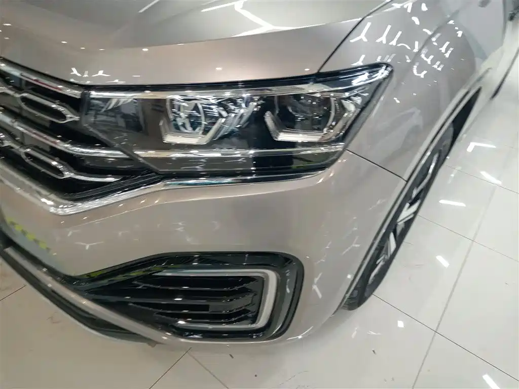 Volkswagen Tayron GTE Plug-in Hybrid 2020 Model 1.4T Luxury фото 23