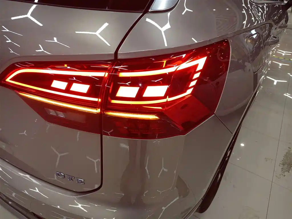 Volkswagen Tayron GTE Plug-in Hybrid 2020 Model 1.4T Luxury фото 8