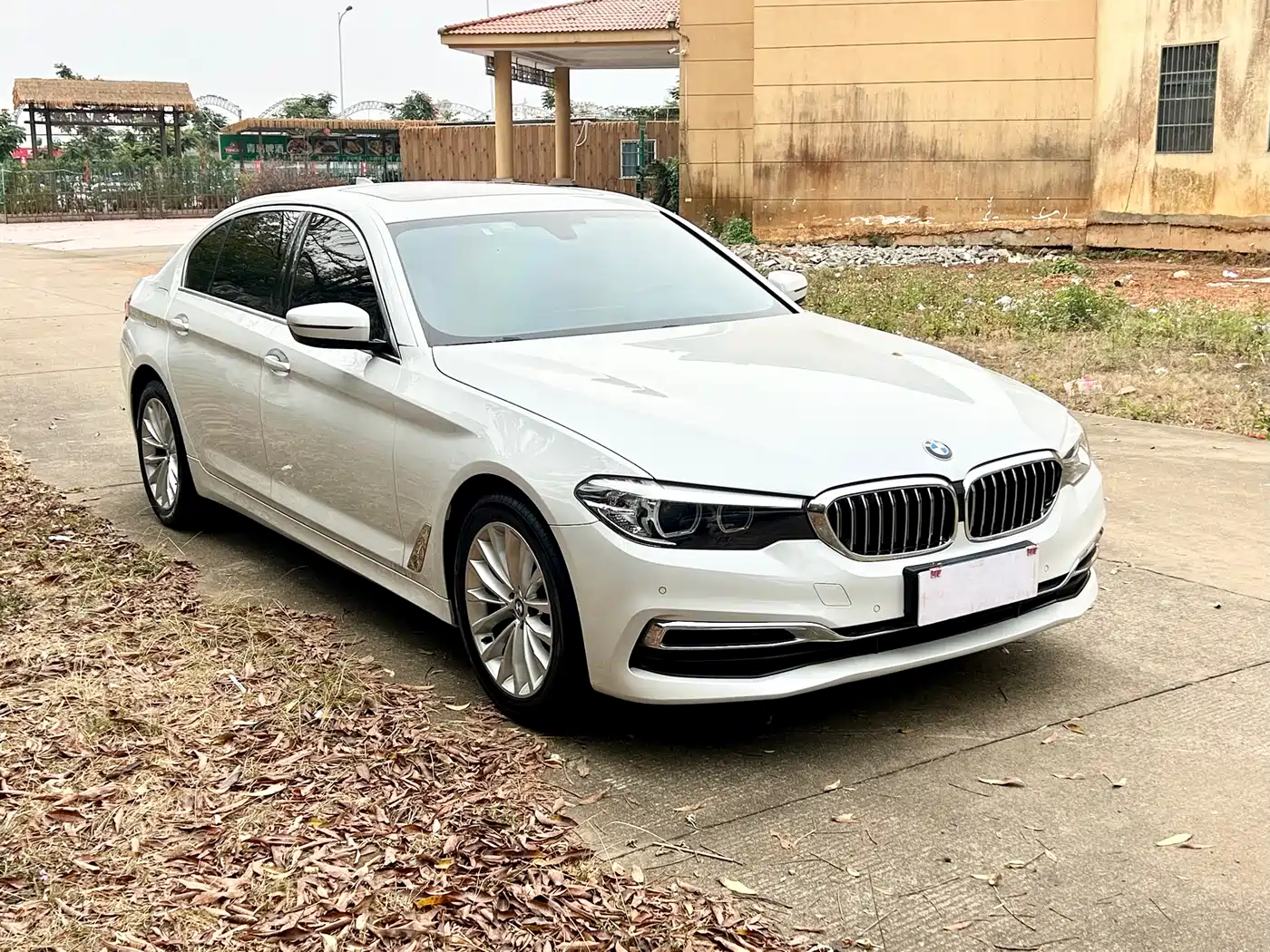 BMW 5 Series 2019 Facelift 525Li Luxury Package фото 3