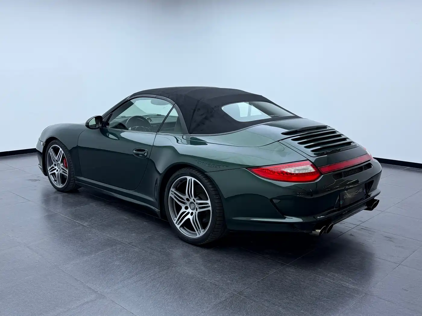 Porsche 911 2010 Carrera 4S Cabriolet 3.8L фото 11