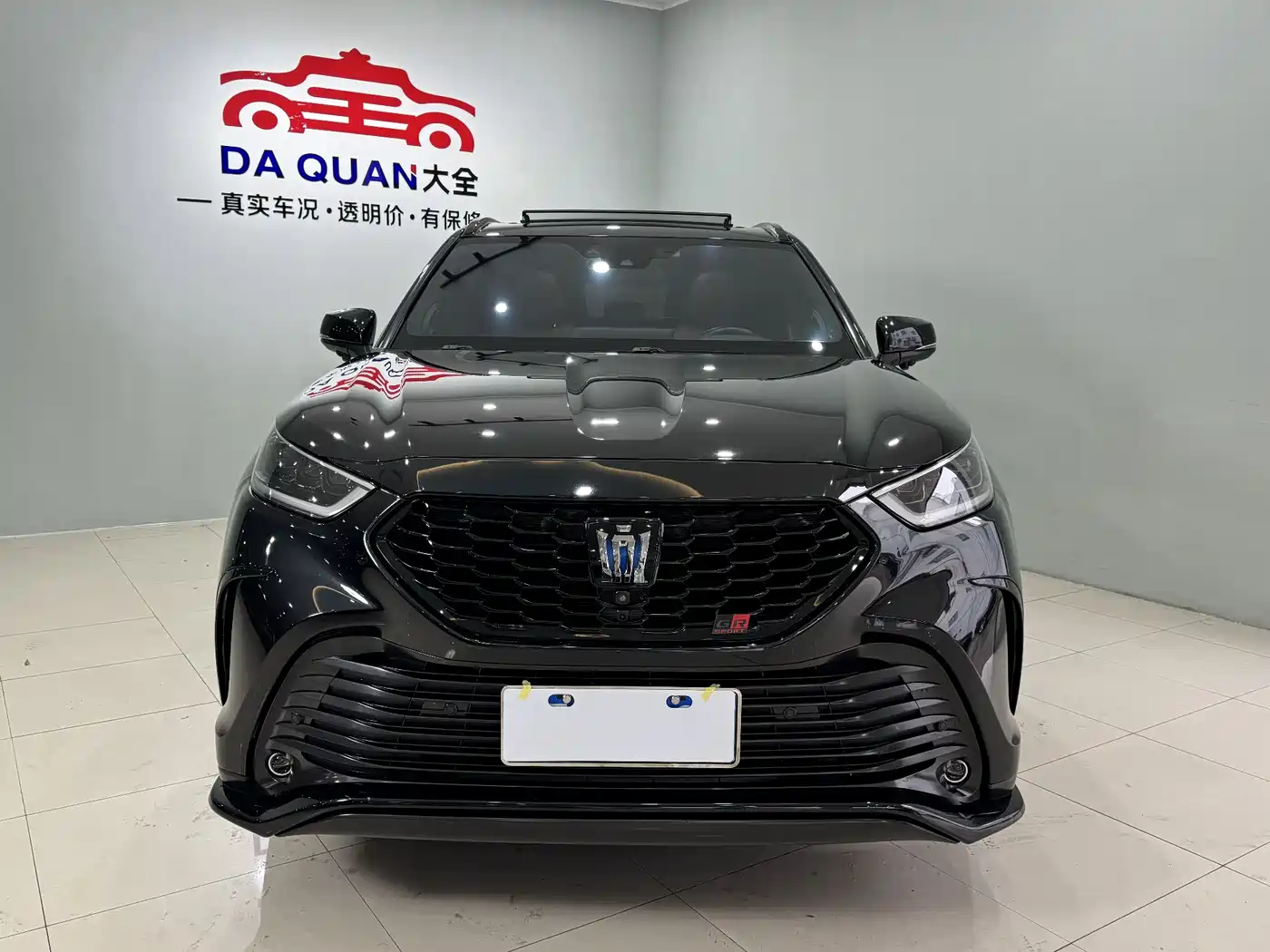 Toyota Crown Kluger 2021 2.5L HEV AWD Flagship Edition фото 2