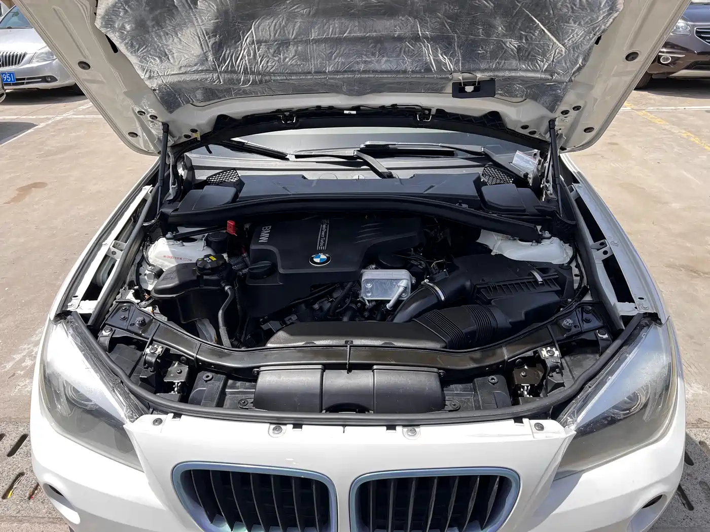 BMW X1 2015 Model sDrive18i Fashion Advanced Edition фото 24