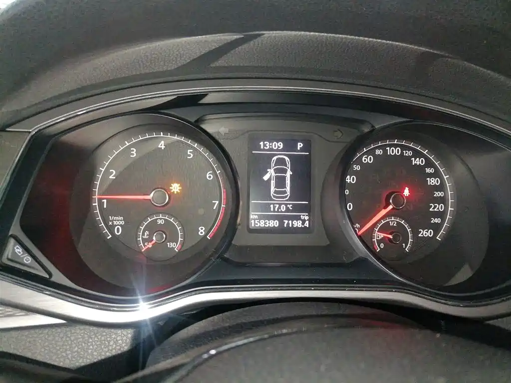 Volkswagen Passat 2017 330TSI DSG Prestige фото 12