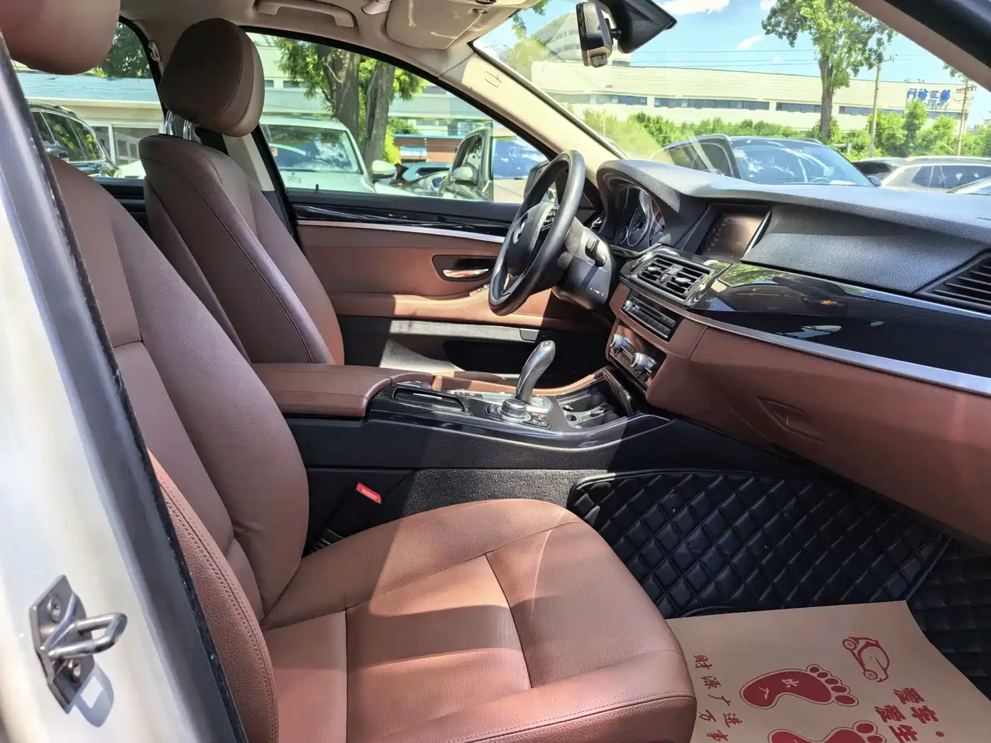 BMW 5 Series 2017 520Li Classic Edition фото 12
