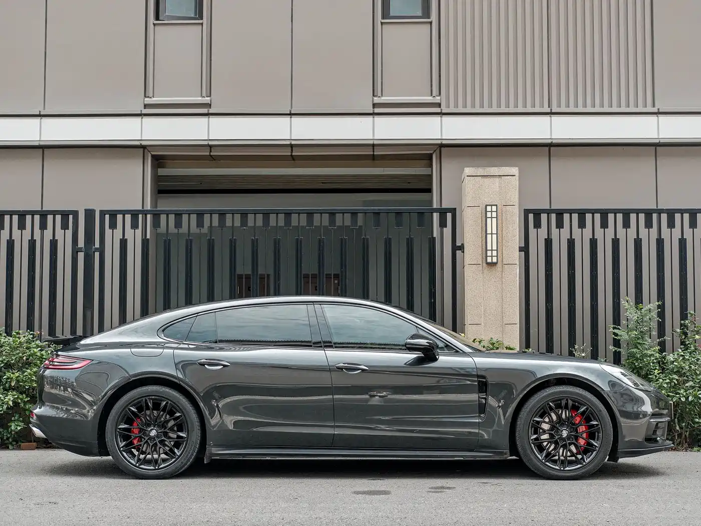 Porsche Panamera 2019 Panamera Executive Long Wheelbase 2.9T фото 3
