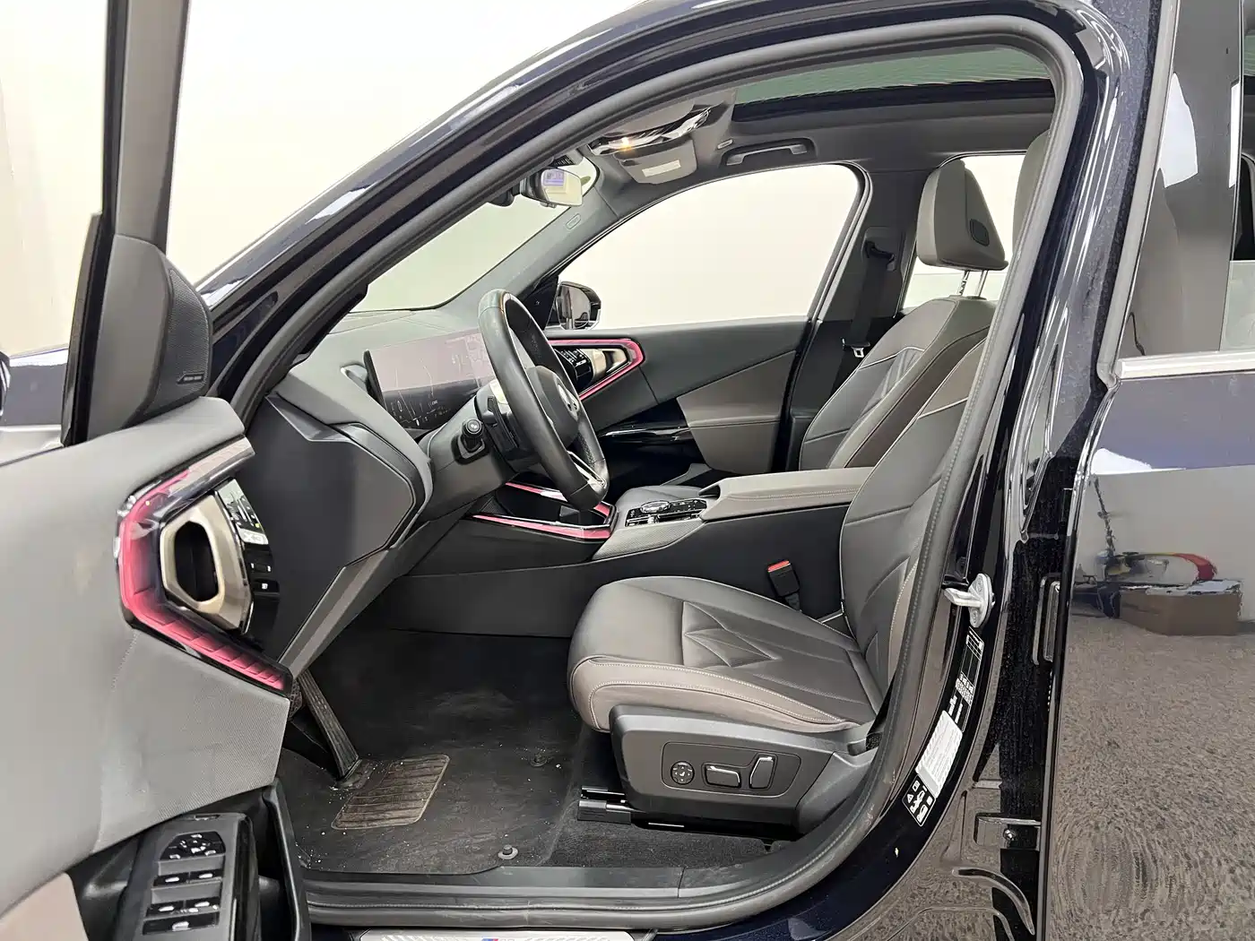 BMW X3 2025 xDrive30L Premium M Sport Package фото 16