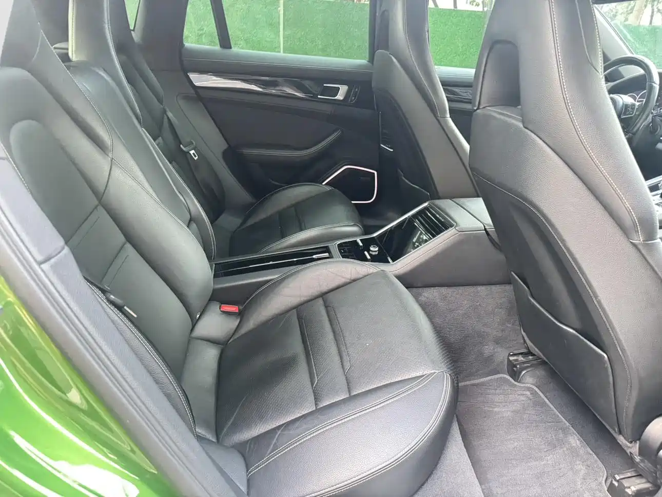 Porsche Panamera 2020 Panamera 10th Anniversary Edition 2.9T фото 27