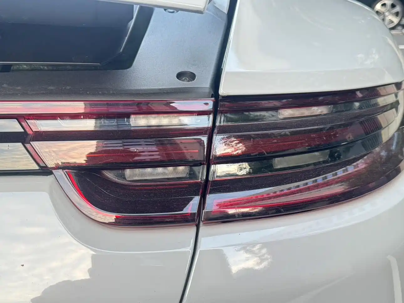 Porsche Panamera 2020 Panamera 10th Anniversary Edition 2.9T фото 31