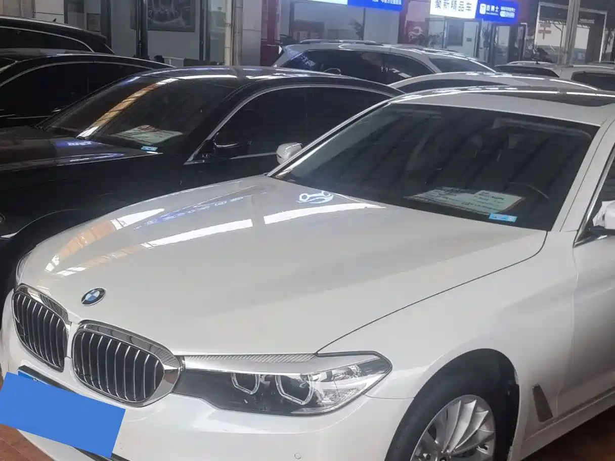 BMW 5 Series 2018 525Li M Sport Package